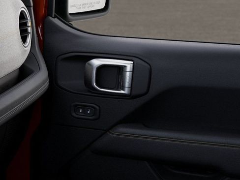 New 2025 Jeep Wrangler Unlimited Sahara AWD/4WD image 25