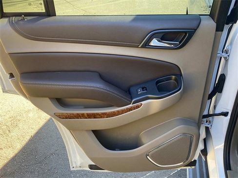 Used 2017 Chevrolet Tahoe Premier image 10