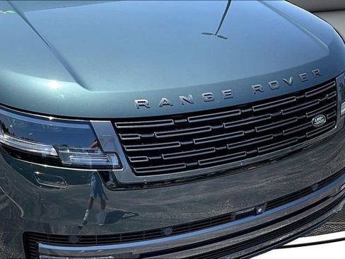 Used 2024 Land Rover Range Rover SE AWD/4WD image 32