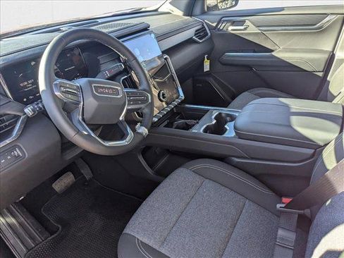 New 2025 GMC Acadia Elevation w/ Black Edition AWD/4WD image 3