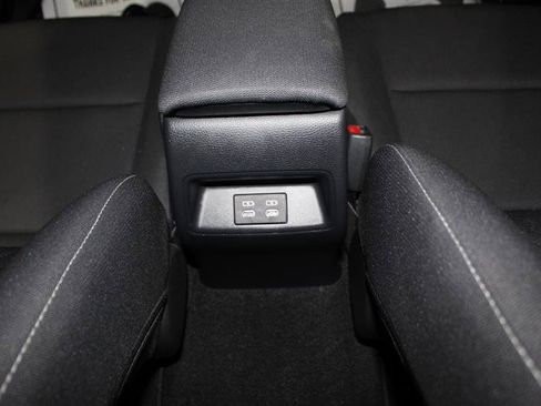 Used 2025 Toyota Corolla LE FWD image 20