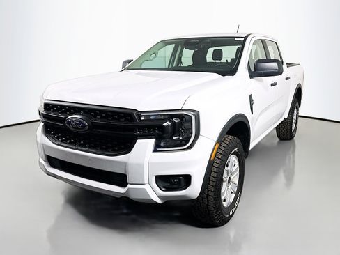 Used 2024 Ford Ranger XL image 4