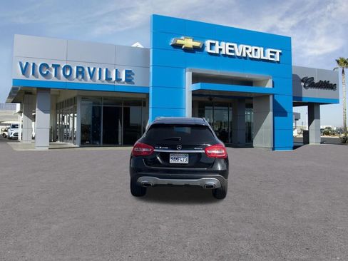 Used 2020 Mercedes-Benz GLA 250 4MATIC image 6