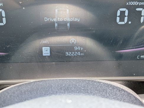 Used 2023 Kia Sportage EX FWD image 28