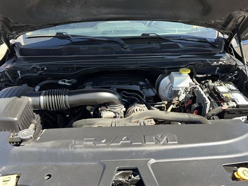 Used 2020 RAM 1500 Laramie AWD/4WD image 37