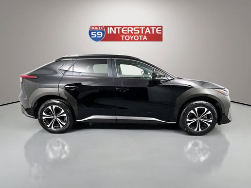 Certified 2024 Toyota bZ4X AWD w/ Weather Package image 8
