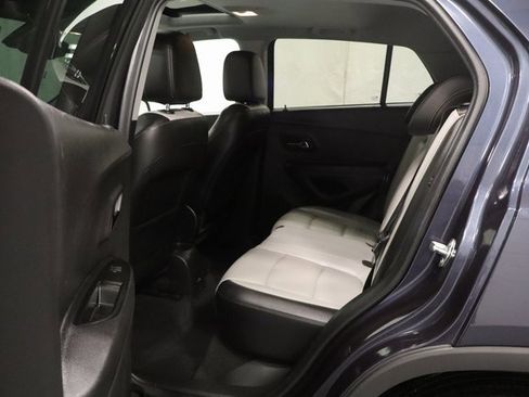Used 2019 Chevrolet Trax Premier image 12