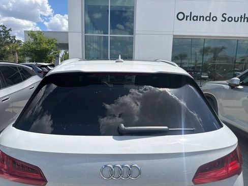 Used 2019 Audi SQ5 Premium Plus w/ Premium Plus Package image 10