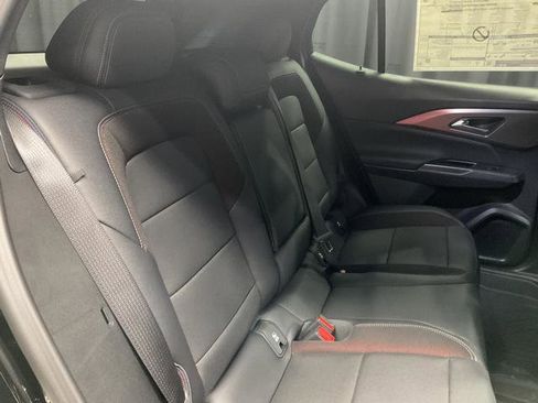 Used 2025 Chevrolet Equinox EV RS FWD image 14