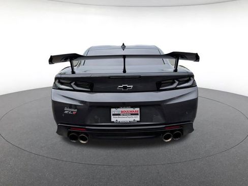 Used 2018 Chevrolet Camaro ZL1 RWD image 4