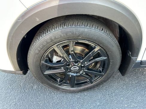 Certified 2023 Nissan Kicks SR w/ SR Premium Package FWD image 8
