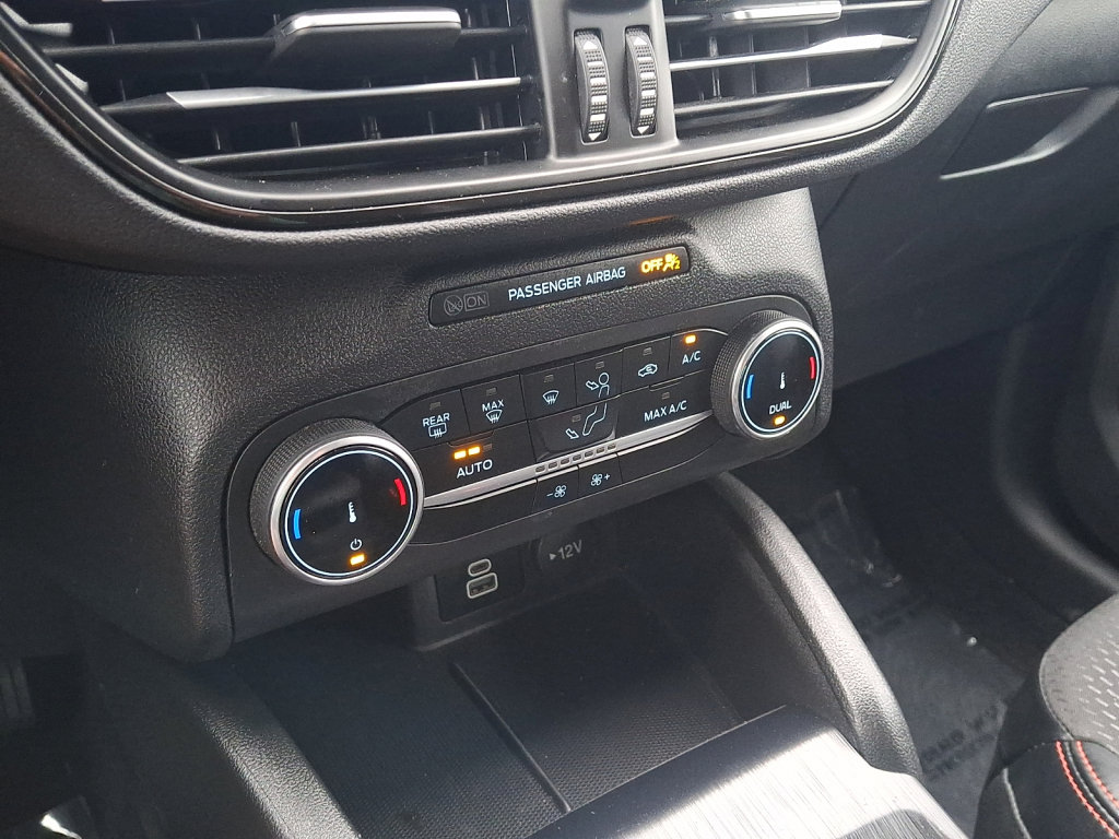 Used 2025 Ford Escape ST-Line FWD image 29