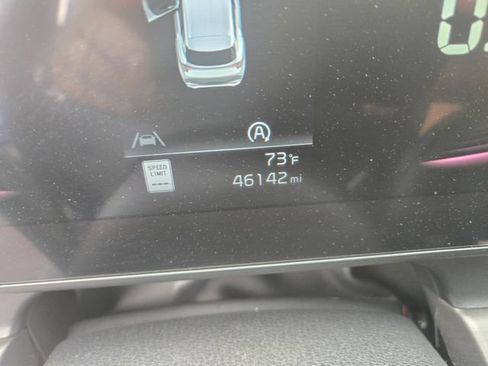 Used 2023 Kia Sportage X-Line w/ X-Line Premium Package AWD/4WD image 3