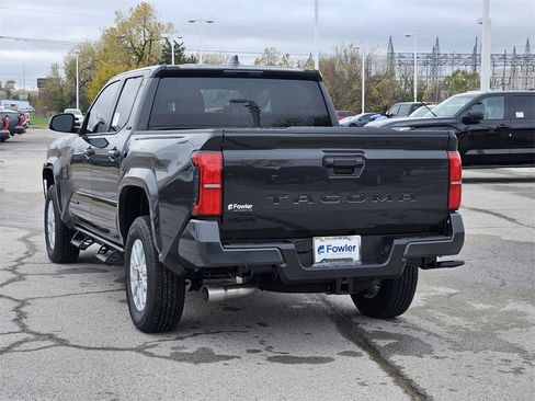 New 2025 Toyota Tacoma SR5 w/ Blackout Package (GST) image 3