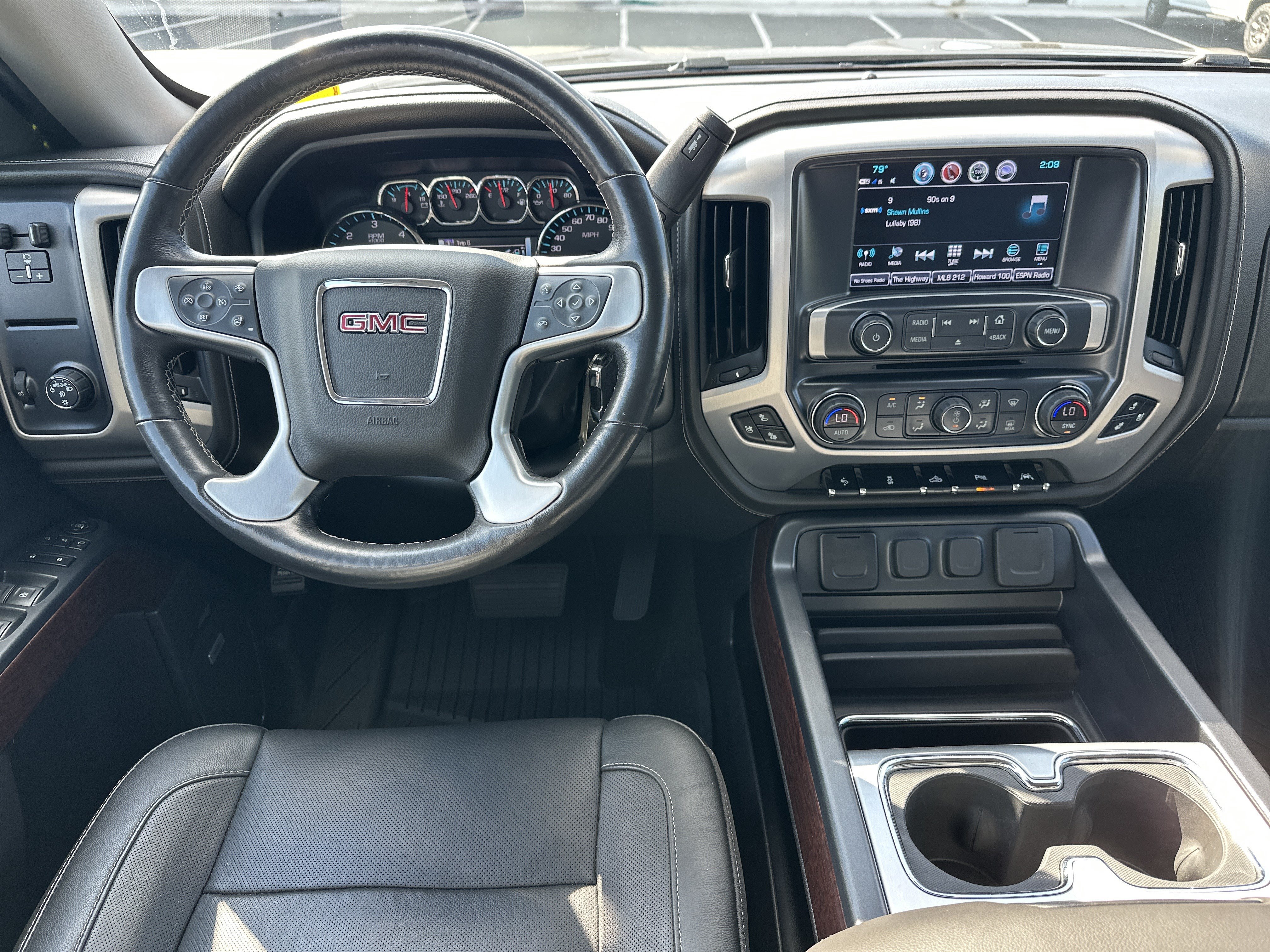 Used 2018 GMC Sierra 1500 SLT w/ Enhanced Driver Alert Package RWD image 16