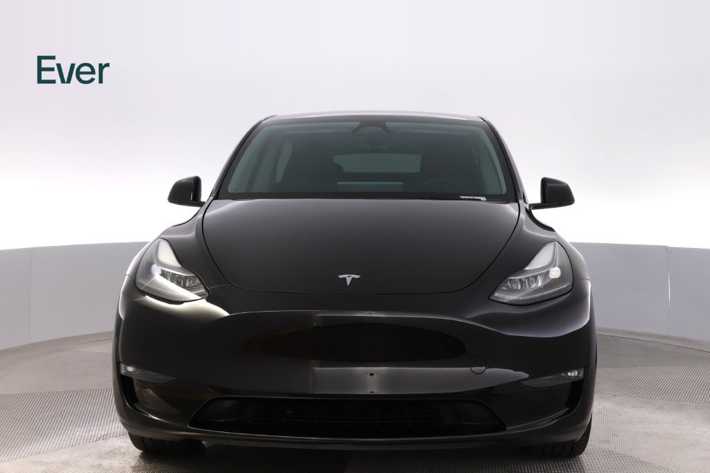 Used 2024 Tesla Model Y Long Range AWD/4WD image 12