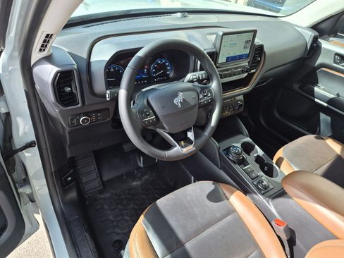 Used 2024 Ford Bronco Sport Badlands w/ Premium Package AWD/4WD image 17