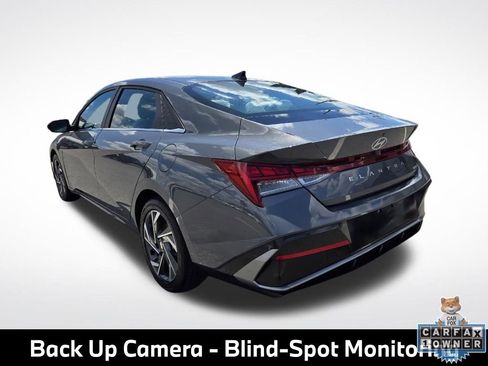 Used 2025 Hyundai Elantra Limited FWD image 7