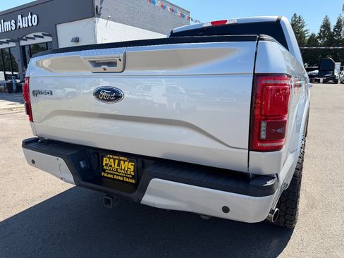 Used 2015 Ford F150 Lariat w/ Equipment Group 502A Luxury AWD/4WD image 11