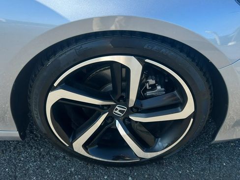 Used 2021 Honda Accord Sport image 14
