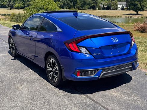 Used 2018 Honda Civic EX-T image 11