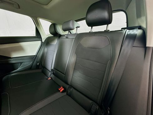 New 2025 Volkswagen Taos SE image 23