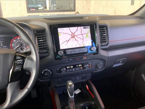 Used 2024 Nissan Frontier PRO-4X w/ Off-Road Protection Package AWD/4WD image 7