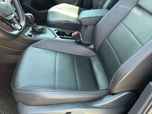 Used 2021 Volkswagen Tiguan SE R-Line FWD image 21
