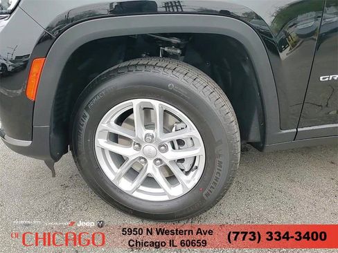 New 2025 Jeep Grand Cherokee L Laredo AWD/4WD image 9