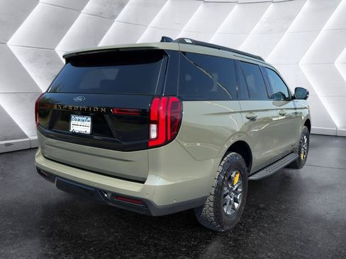 Used 2025 Ford Expedition Tremor AWD/4WD image 7