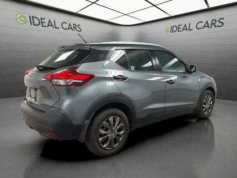 Used 2019 Nissan Kicks S FWD image 5