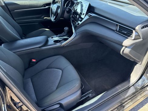 Used 2024 Toyota Camry LE image 11