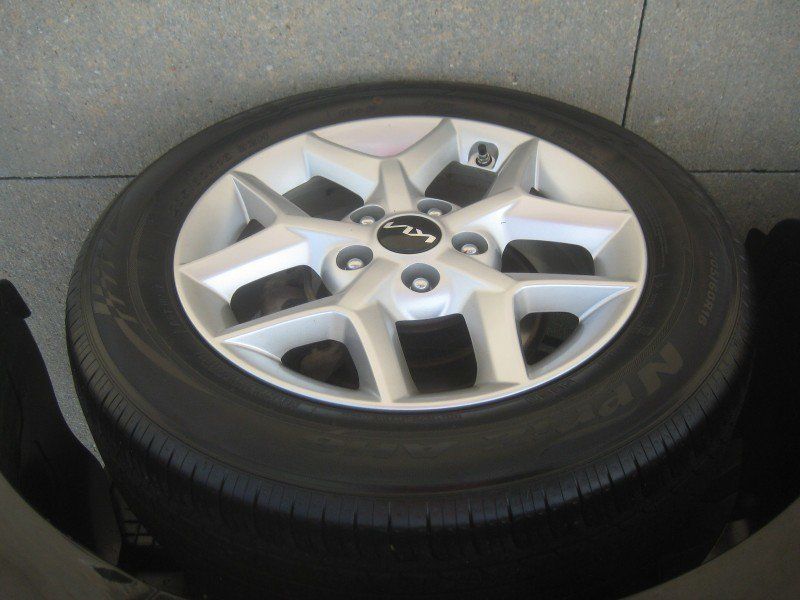 Used 2025 Kia Soul LX w/ LX Technology Package FWD image 11