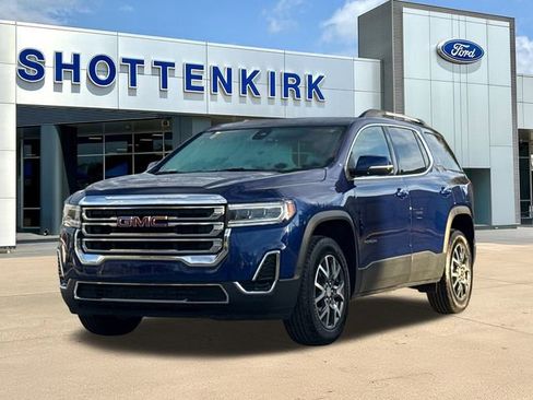 Used 2023 GMC Acadia SLE w/ Driver Convenience Package FWD image 3