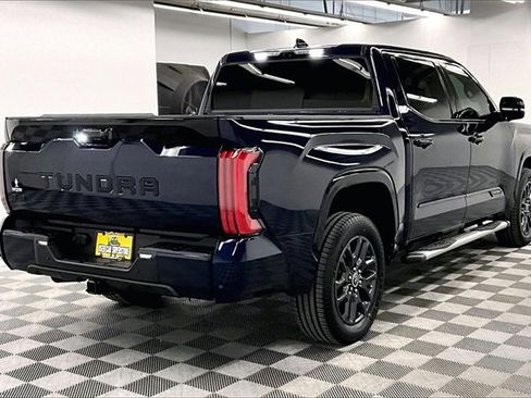 Used 2022 Toyota Tundra Platinum image 11