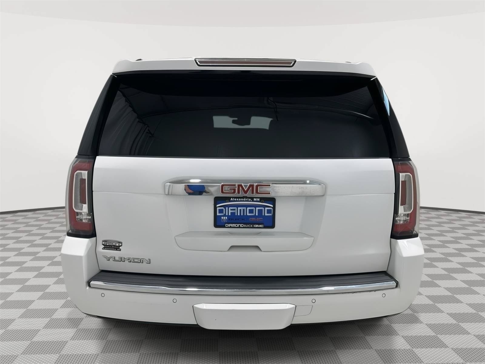 Used 2019 GMC Yukon Denali w/ Open Road Package AWD/4WD image 4