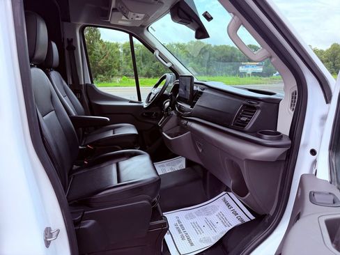 Used 2026 Ford Transit 250 148 Medium Roof RWD image 29