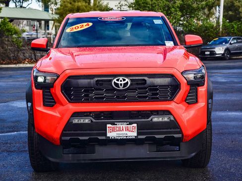 Certified 2024 Toyota Tacoma TRD Off-Road image 2