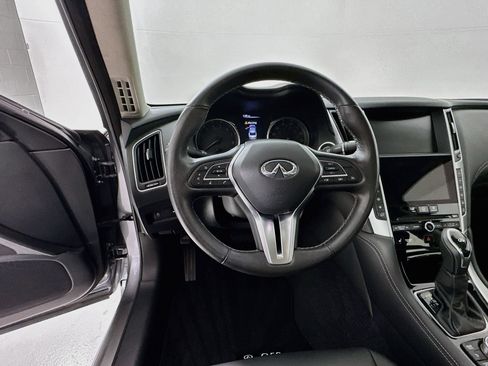 Used 2019 INFINITI Q50 Luxe w/ Essential Package (3.0T Luxe) RWD image 12