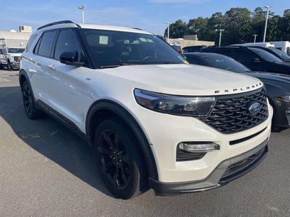 Used 2022 Ford Explorer ST-Line w/ Class IV Trailer Tow Package