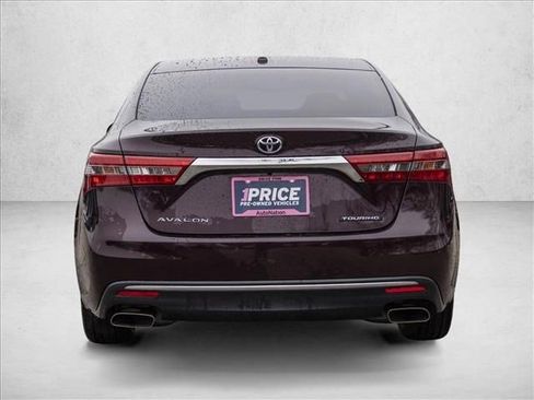 Used 2017 Toyota Avalon Touring image 6