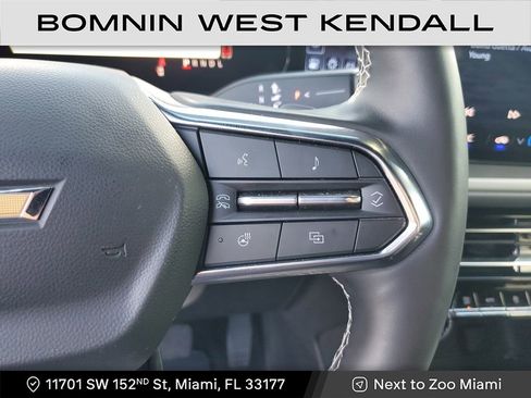 Used 2025 Chevrolet Traverse LT image 30