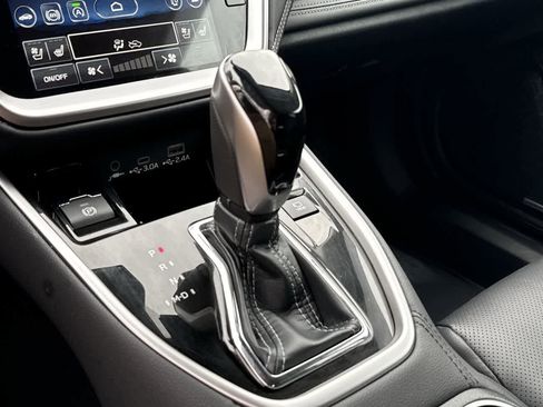 Used 2024 Subaru Outback Touring image 32