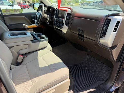Used 2016 GMC Sierra 1500 SLE w/ SLE Value Package AWD/4WD image 17