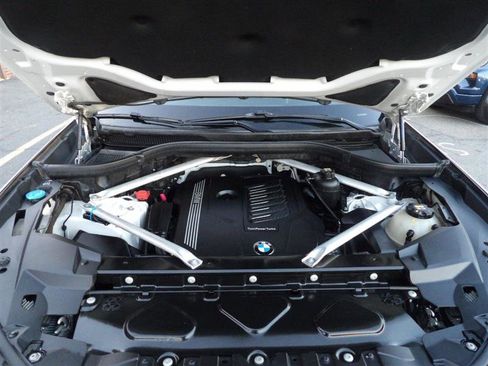 Used 2019 BMW X5 xDrive40i image 4