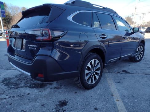 Used 2024 Subaru Outback Touring image 7