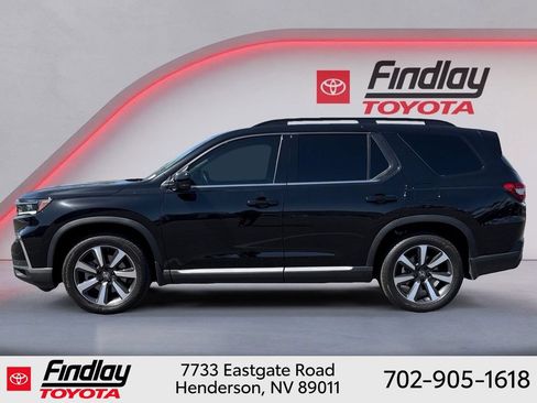 Used 2025 Honda Pilot Touring image 10