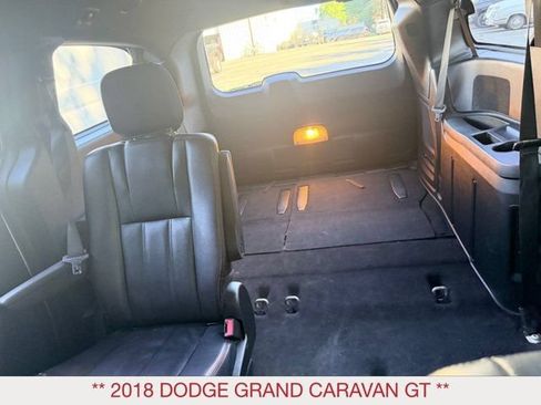 Used 2018 Dodge Grand Caravan GT FWD image 14