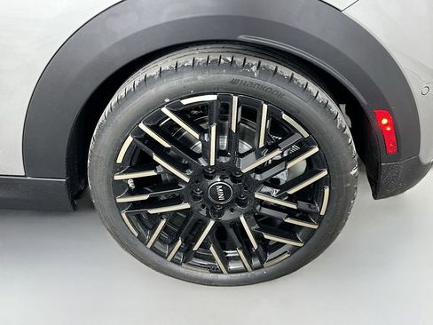 New 2026 MINI Cooper S image 22