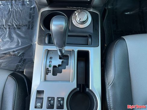 Certified 2024 Toyota 4Runner SR5 Premium w/ Moonroof Package AWD/4WD image 31